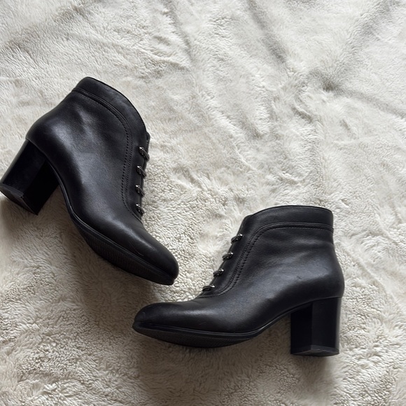 86 Epica Black Leather Heeled Boots | Sleek Minimalist Ankle Booties Size 6 - Picture 2 of 7